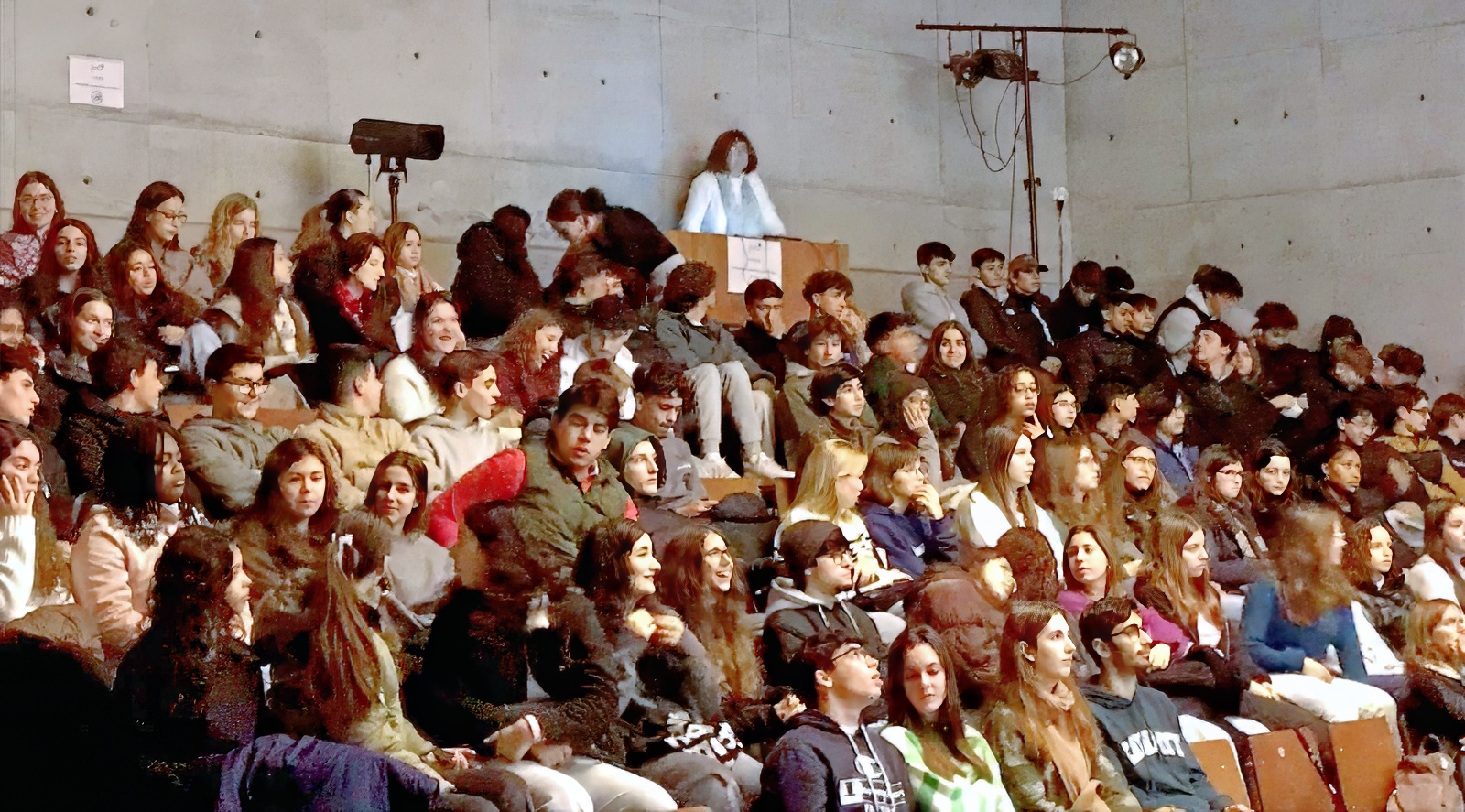 PNC atividades formativas topaz denoise exposure faceai color