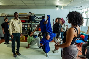 Sessão de improvisação do espetáculo Cidade à volta da cidade 1 resize